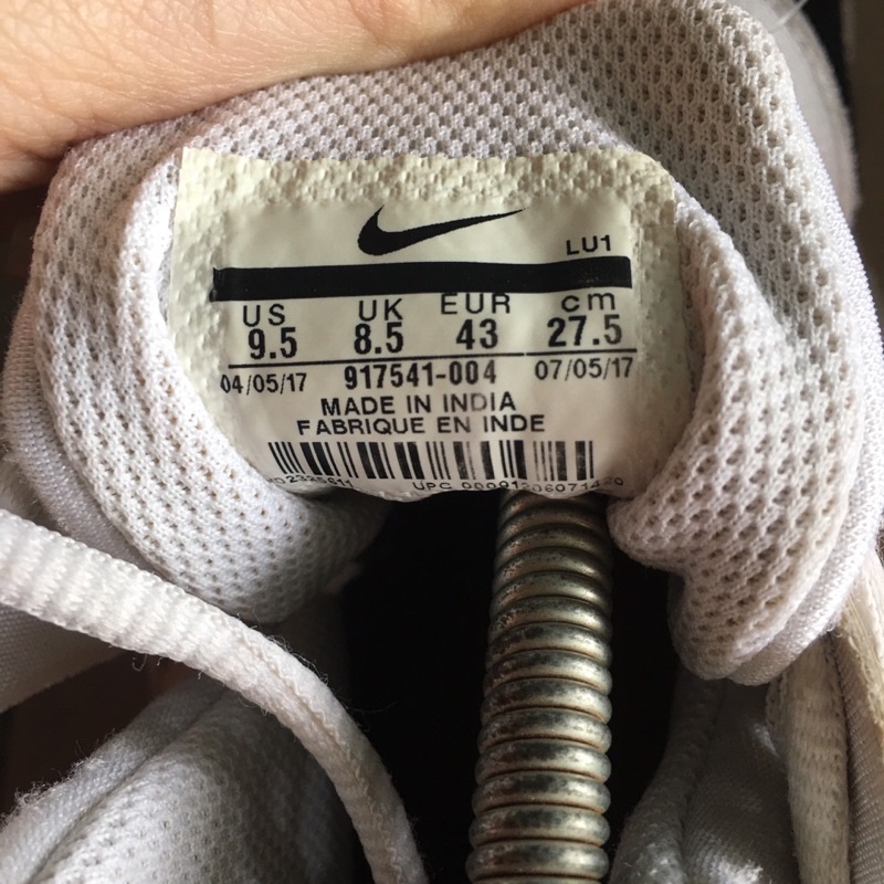 Giày chính hãng đã qua sử dụng