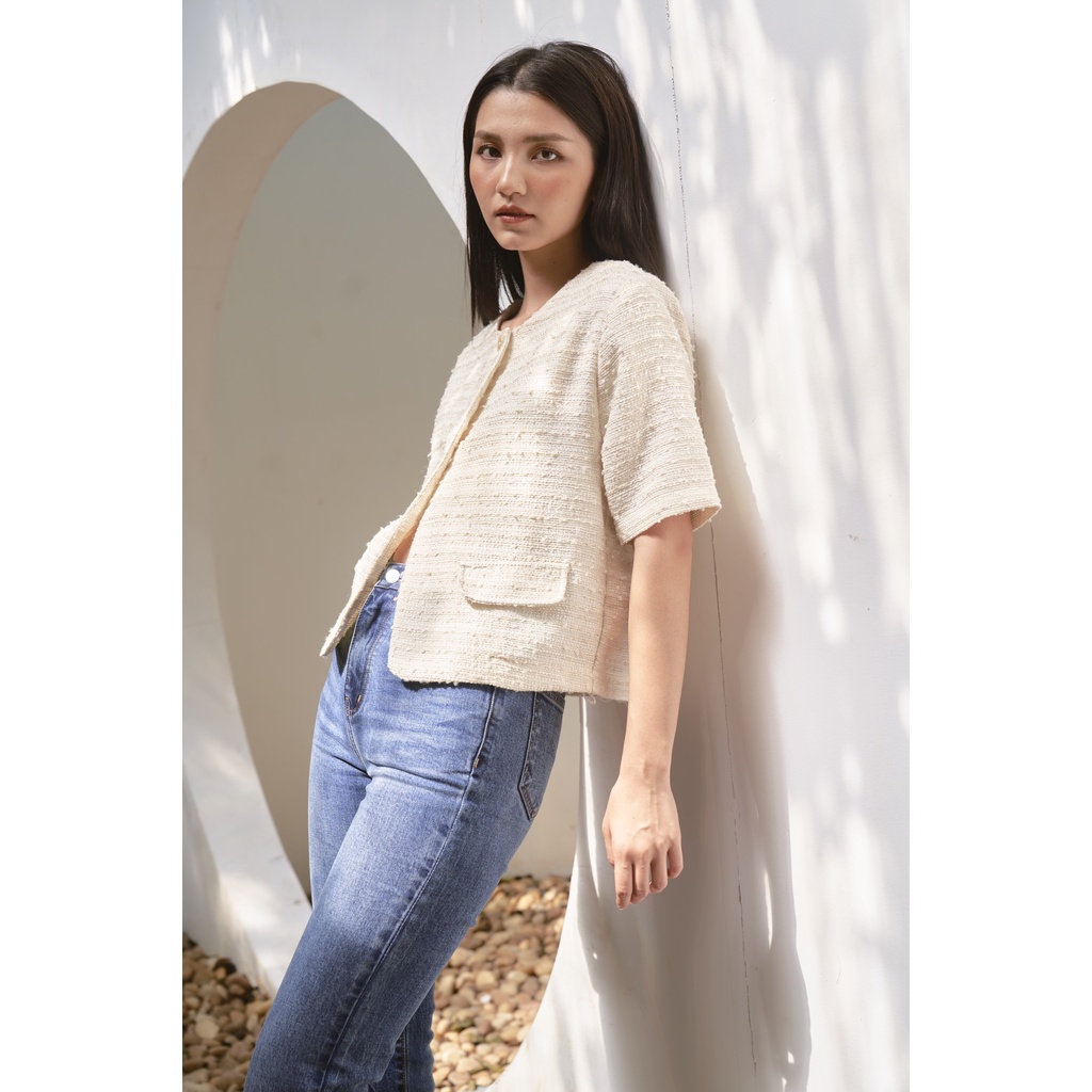 Happy Zoo - Áo tweed cổ tròn 2 nút kem | BigBuy360 - bigbuy360.vn