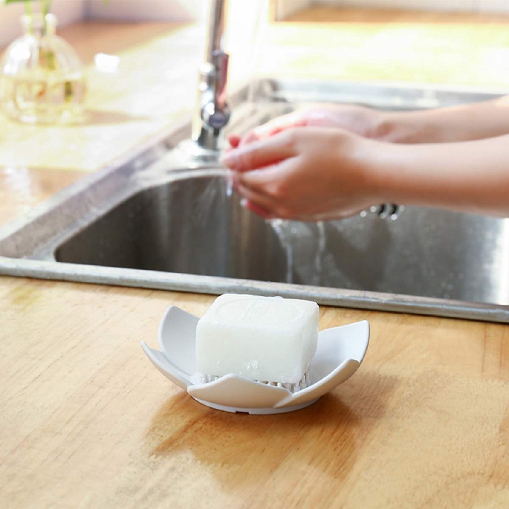 New High Quality Lotus Shape Silicone Soap Box Silicone Soap Tray Bathroom