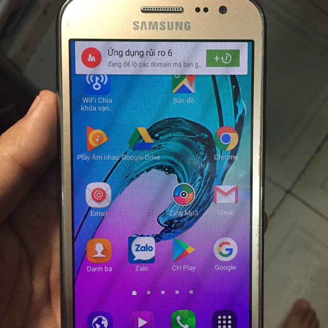 Điện thoại sam sung j2