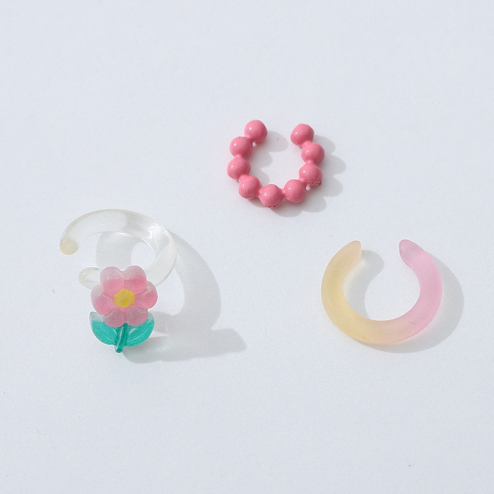 Set 3 Khuyên Tai Hình Hoa Nhỏ Bằng Acrylic Thời Trang Ngọt Ngào Cho Nữ
