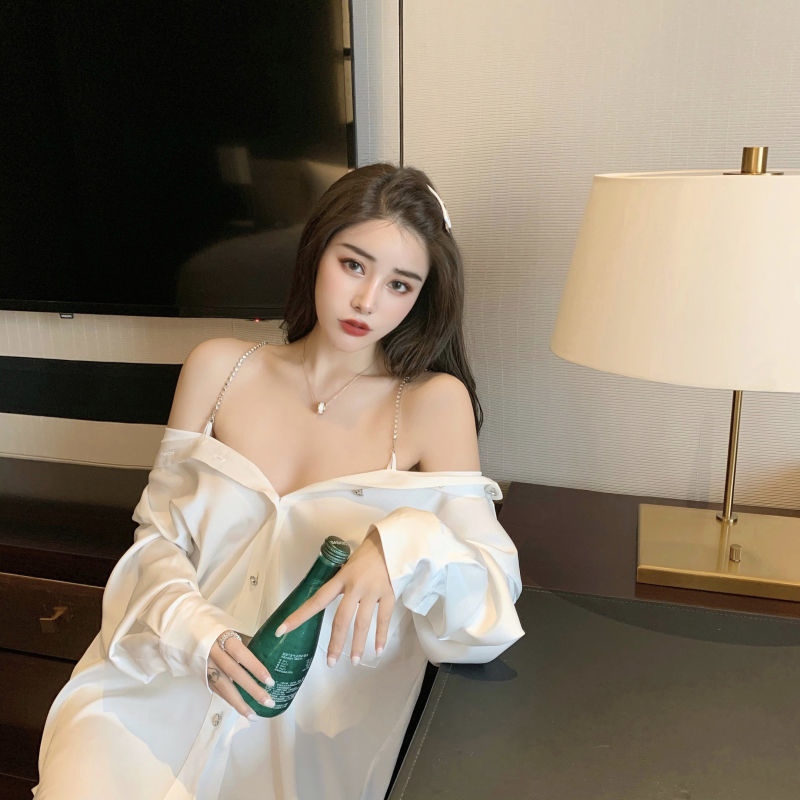 Áo kiểu dáng rộng hở vai phong cách Hàn Quốc gợi cảm thời trang cho nữ