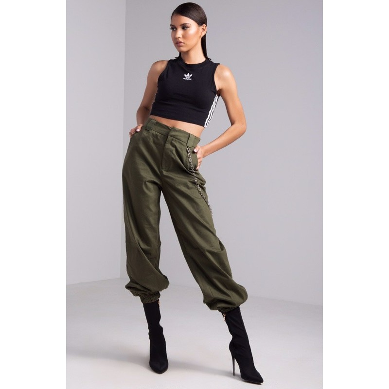 [Mã ZAMZA10 giảm 10k đơn 150k] Áo croptop sát nách adidas dáng ôm siêu xinh chính hãng