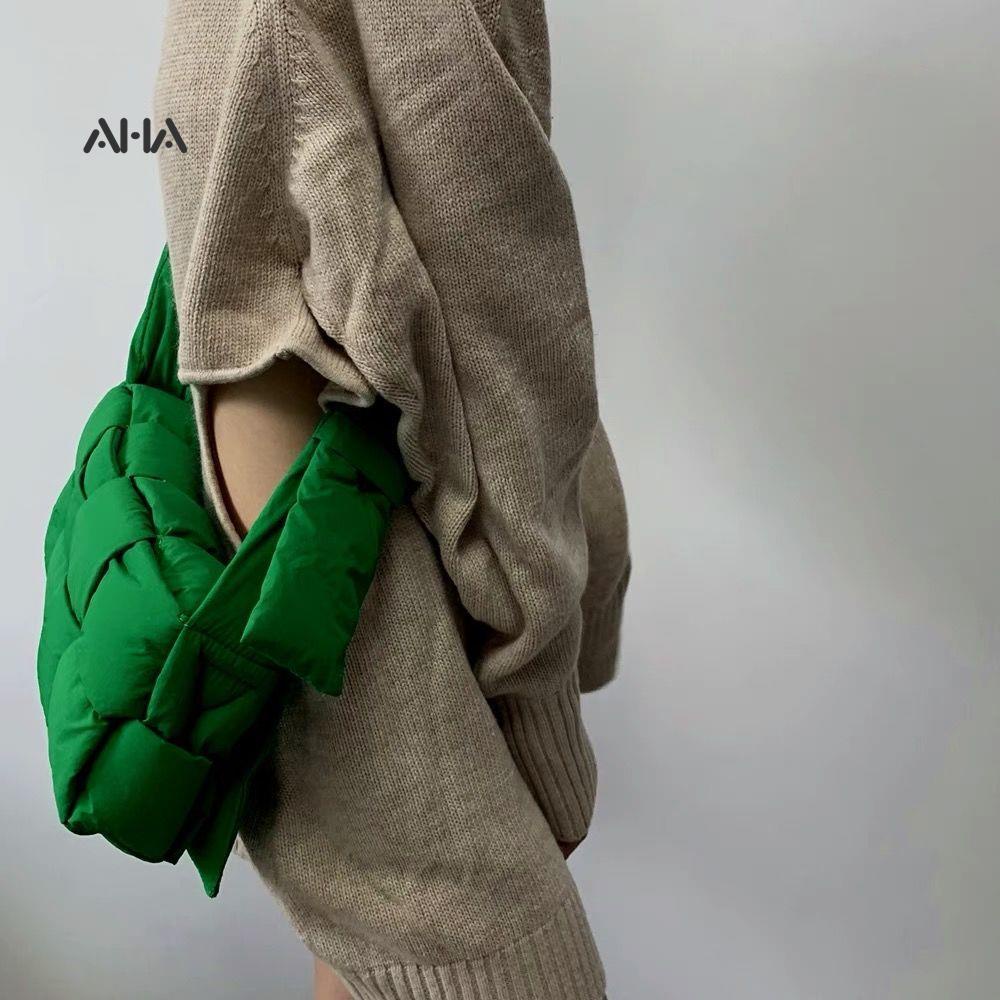 Túi đeo chéo vai AHA official bằng xốp thời trang phong cách dành cho nữ