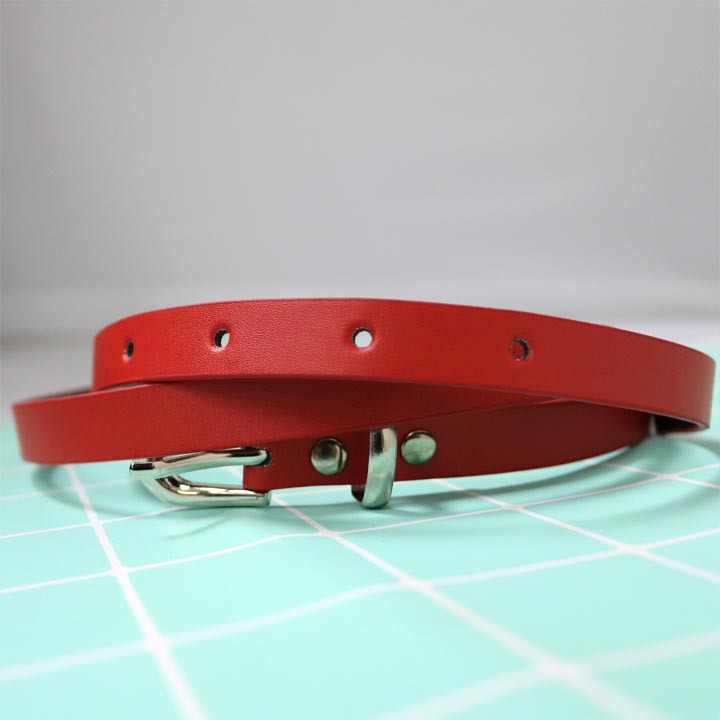 Thắt lưng nữ bản nhỏ khóa sắt trắng