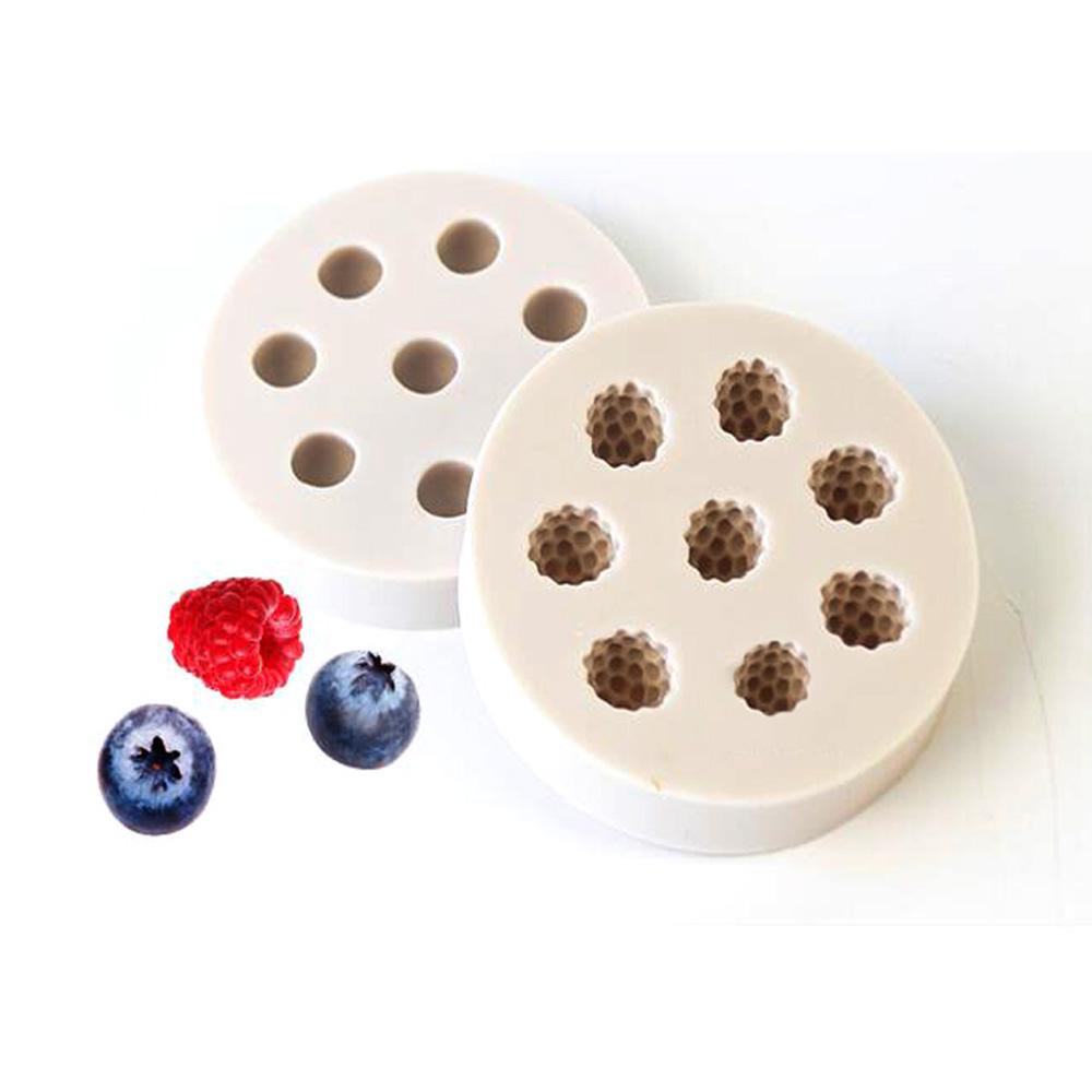 Khuôn Làm Bánh Silicone Hình Quả Việt Quất 1