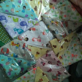 Yếm cho bé trai bé gái