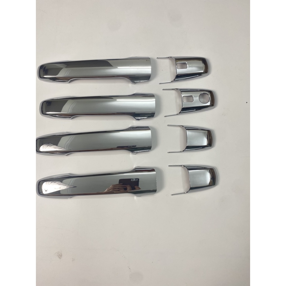 Ốp Tay nắm, Hõm Cửa Xe TOYOTA VELOZ 2022 2023 Mạ Crom cao cấp