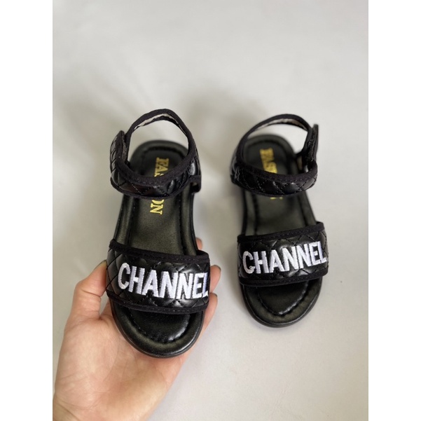 Dép quai hậu Sandal cho bé trai bé gái , quai ngang may khâu viền chữ nổi XD03