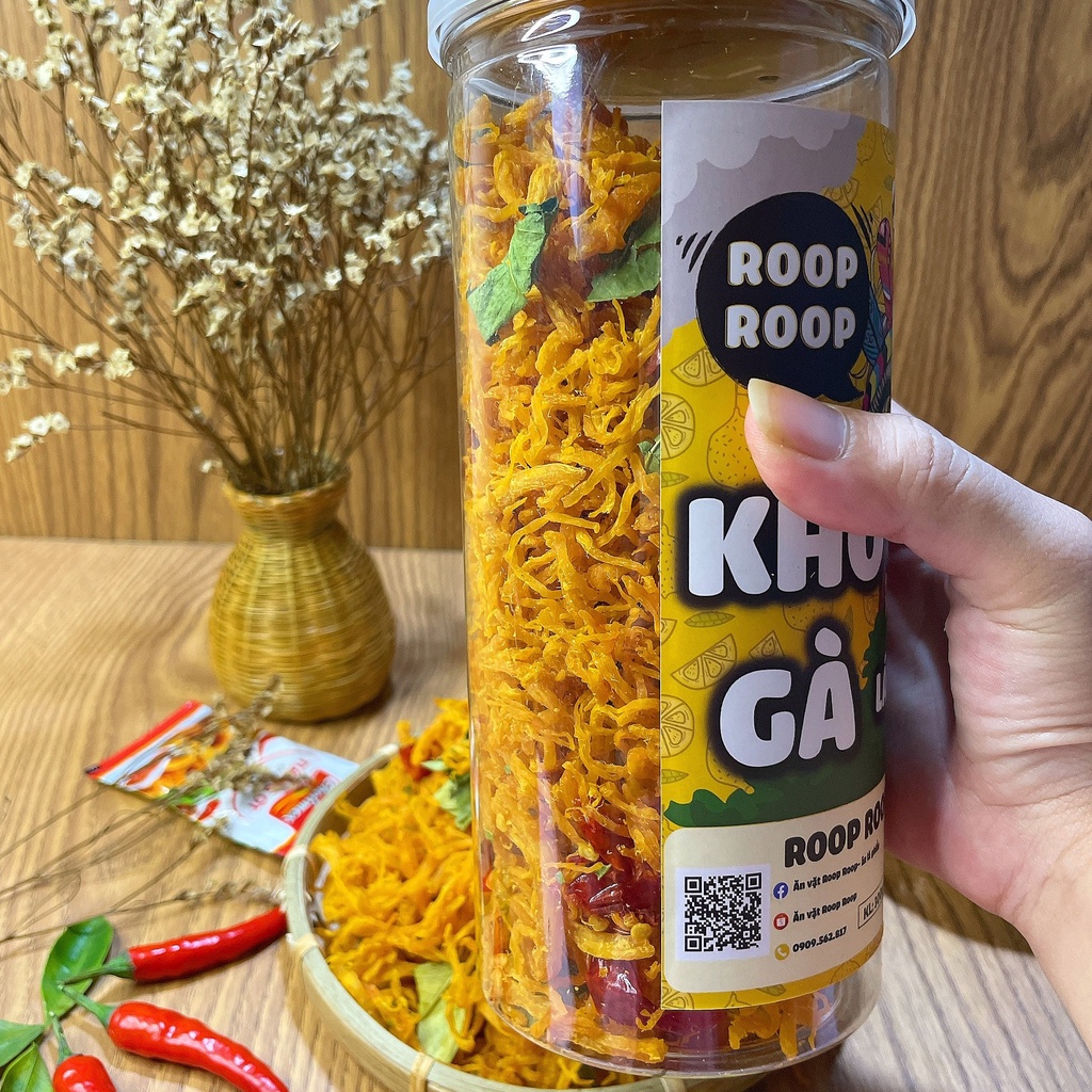 Khô gà lá chanh xé cay 300g RoopRoop ăn vặt Sài Gòn đồ ăn vừa ngon vừa rẻ | BigBuy360 - bigbuy360.vn