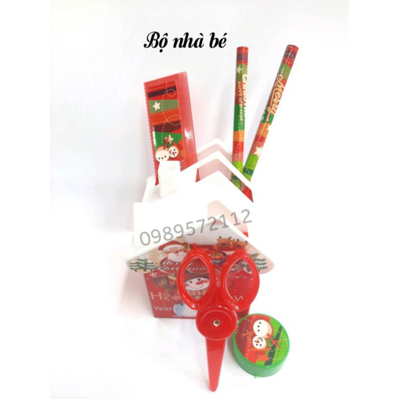 Bộ đồ dùng học tập-quà tặng noel cho bé.