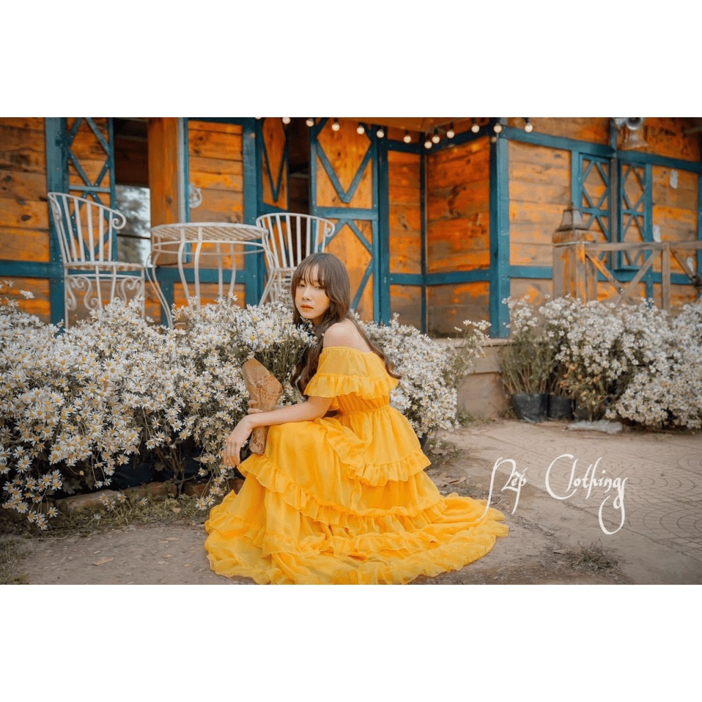 (Free ship) Mẫu Đầm Thiết Kế Hợp Thời Trang --- Đầm Maxi Voan Tầng Trễ Vai Đẹp Y HÌnh UP HHP Fashion