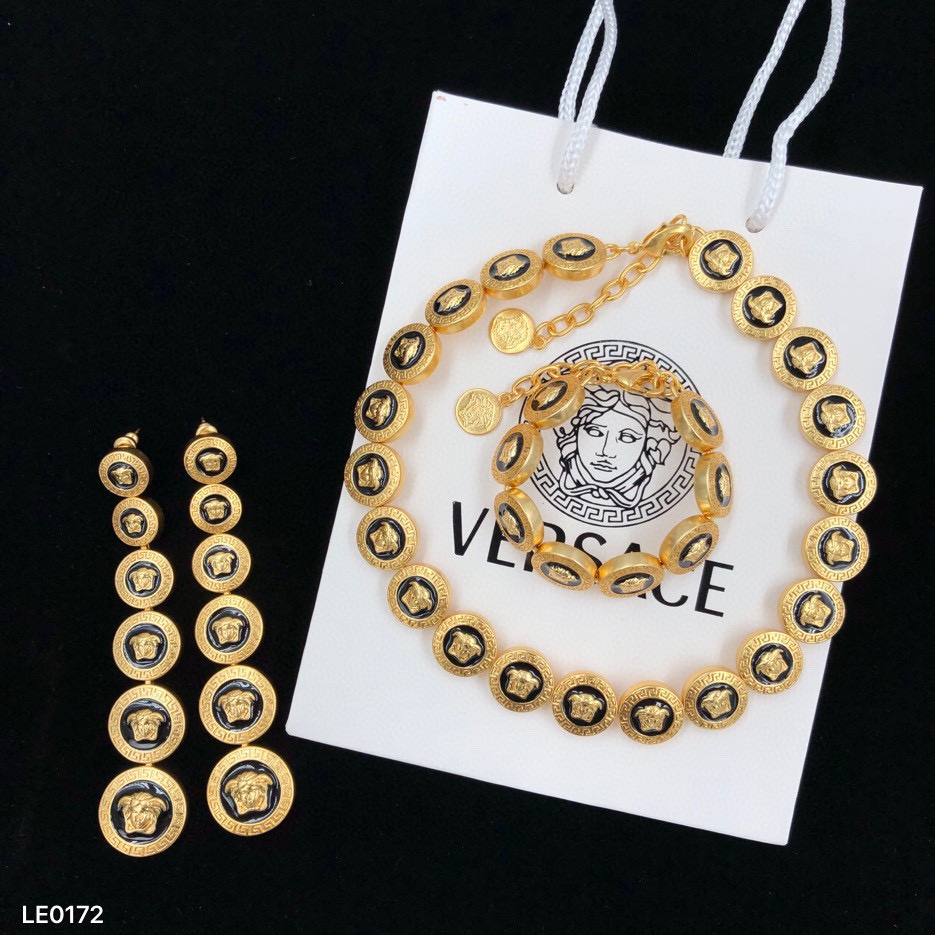Versace vòng tay cổ điển Vòng cổ Medusa cổ điển của nữ