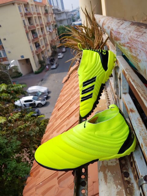 Giày đá bóng Copa không dây