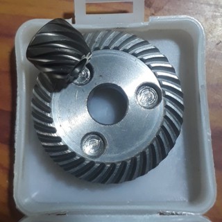 BÁNH RĂNG MÁY MÀI MAKTEC MT953  MAKTEC MT961