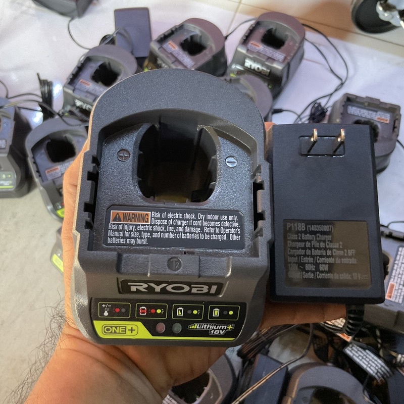 Sạc Ryobi 18V điện 120V hàng Mỹ 🇺🇸