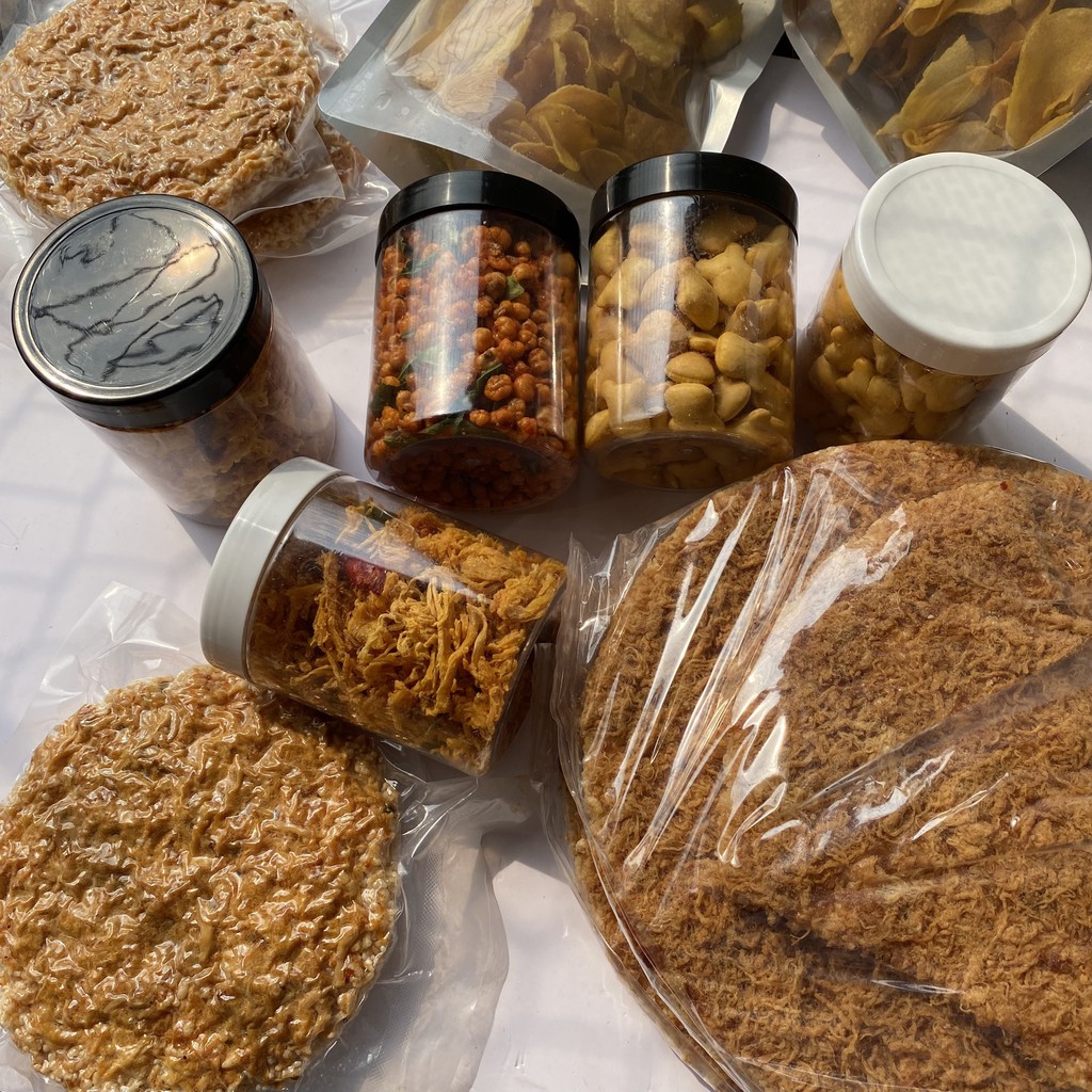 Khô gà lá chanh 500g - đồ ăn vặt khô gà (ngon đúng chuẩn ) | BigBuy360 - bigbuy360.vn