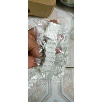 10 Điện trở sứ 4.7 ôm 5w