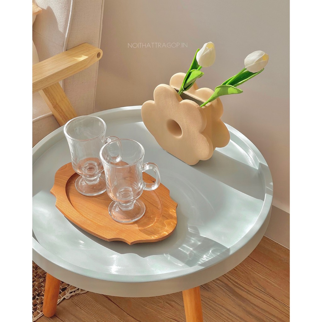 Bình gốm hình bông hoa