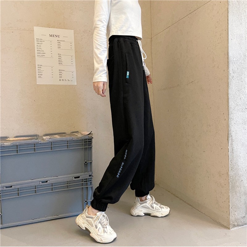 Quần Jogger Thêu Chân Chất Thun Umi Chính Phẩm Dày Quần Ống Bo Chun Hình Chữ Thêu Form Rộng 2 Size M L