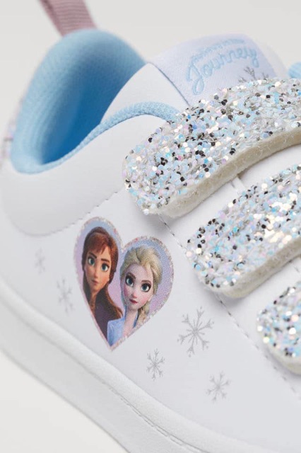 Giày xanh Elsa