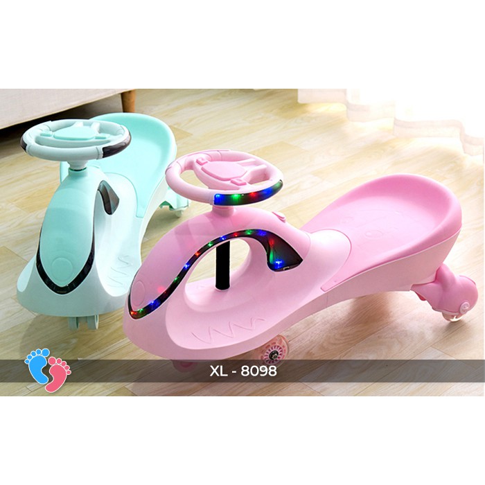 Xe lắc tay phát nhạc và đèn cho bé chất lượng cao chịu lực 70kg Broller BABY PLAZA XL8098