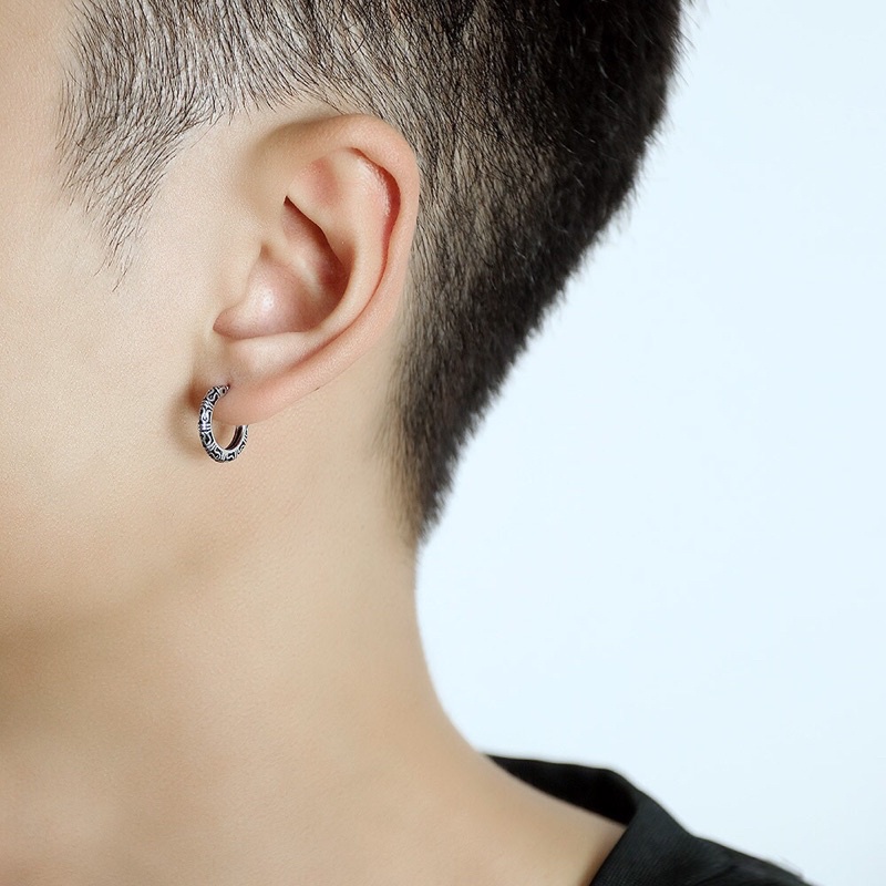 Bông tai titan hoa văn đường xoắn không gỉ