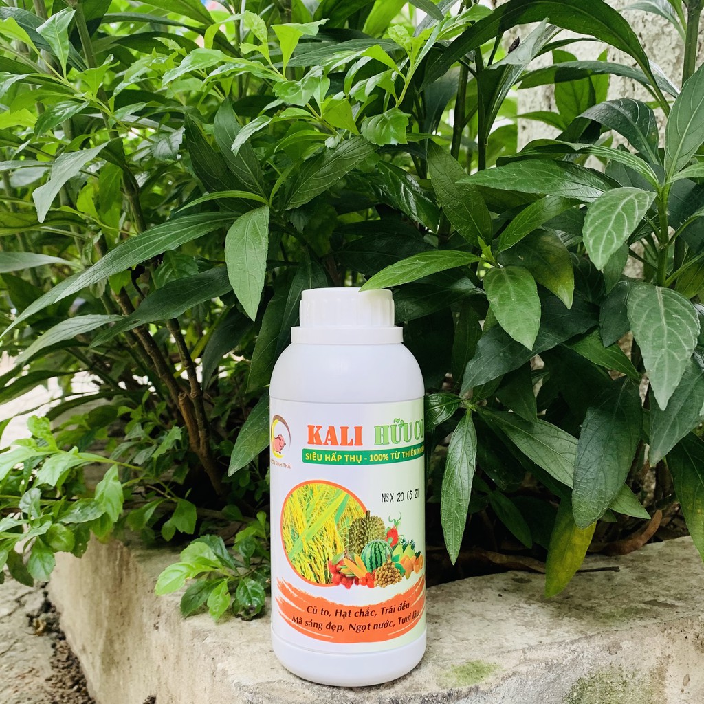 Phân bón KALI HỮU CƠ siêu hấp thụ 500ml. Củ to, Hạt chắc, Trái đều, mọng nước. Hoa tươi sắc, bền lâu. 100% Thiên Nhiên