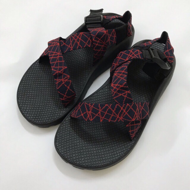 Dép chaco kẻ đỏ nam