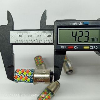ĐÈn hậu chớp khi phanh