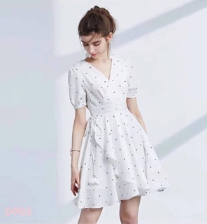 Đầm bi chéo cột eo