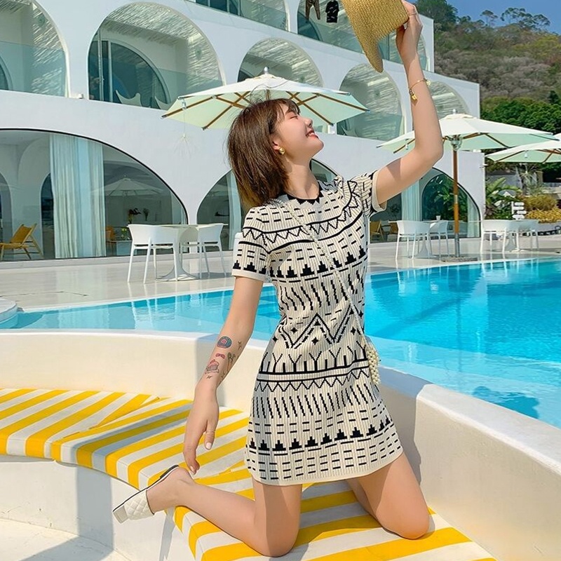 Đầm ZHELIHANGFEI dệt kim họa tiết hình học nhẹ nhàng xinh xắn