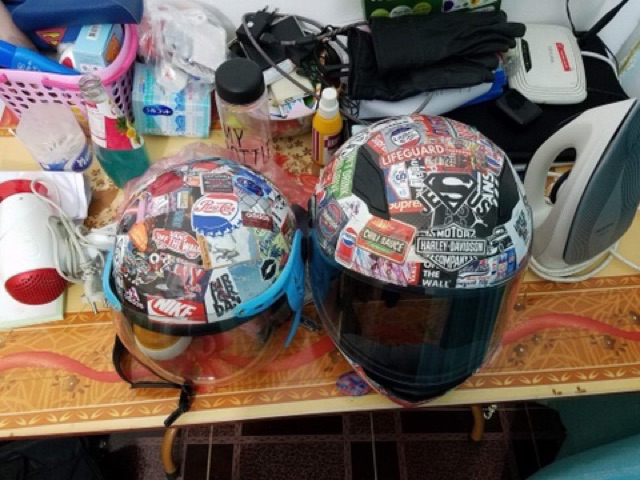 LẺ MỘT HÌNH NHỎ sticker chống nước dán nón bảo hiểm, vali, laptop retro