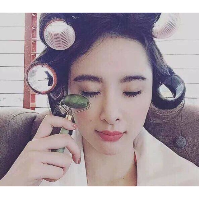 Cây lăn đá 2 đầu matxa mặt