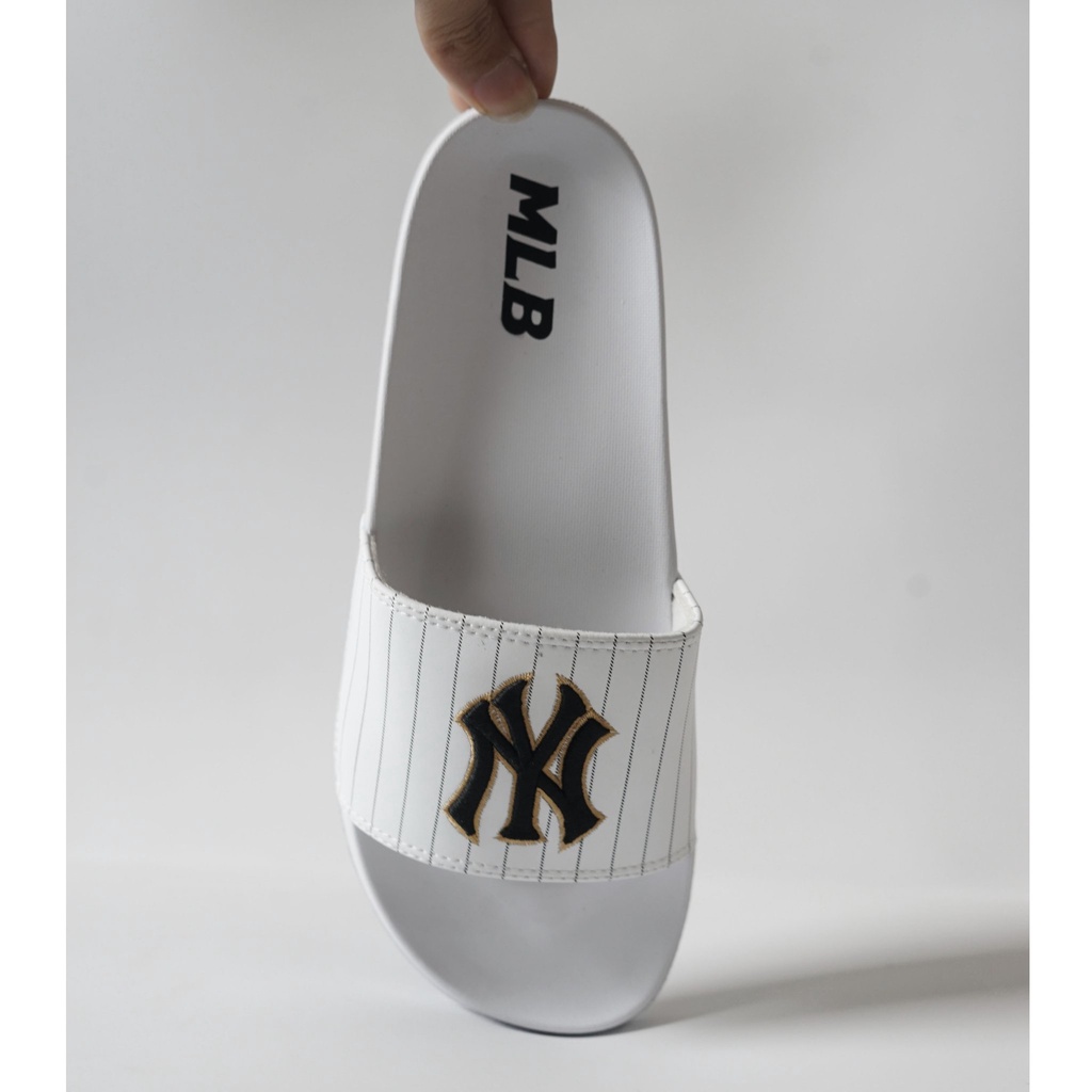 Dép quai ngang nam nữ Mlb NY sọc thêu, mang êm chân, đế bền, không trơn trượt, phù hợp mang hằng ngày