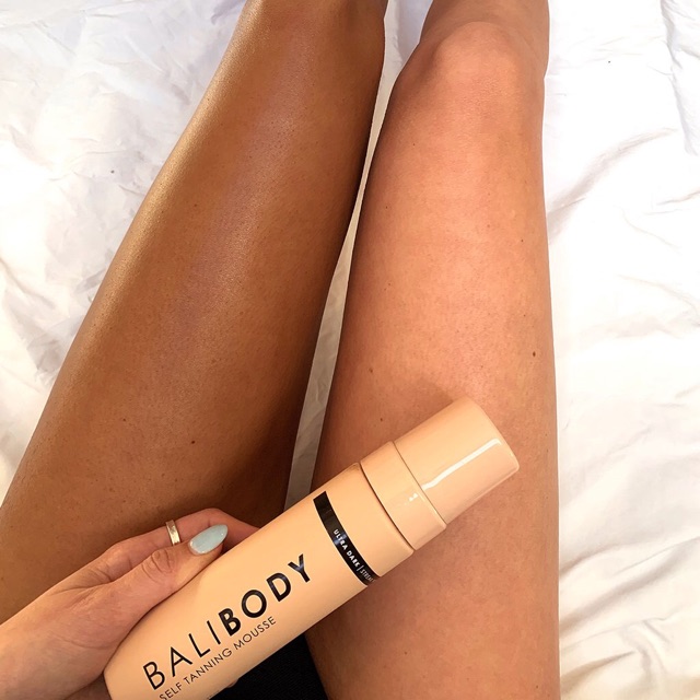 <CÓ SẴN- Ultradark > Balibody Self Tanning Mousse - Nhuộm nâu da tức thì | BigBuy360 - bigbuy360.vn