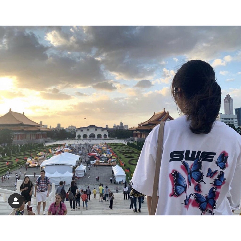 [Y HÌNH 100%]Áo Thun Nam Nữ SWE From Rộng Hot Trend Mới Vải Mềm Mịn Giá Xưởng | BigBuy360 - bigbuy360.vn