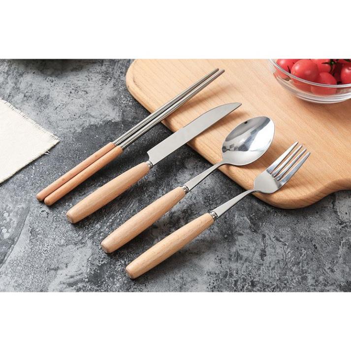 Bộ dao dĩa đũa thìa cán gỗ nhập khẩu Z01
