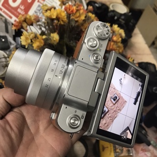 Máy ảnh lumix gf7 kèm ống kính 12-32
