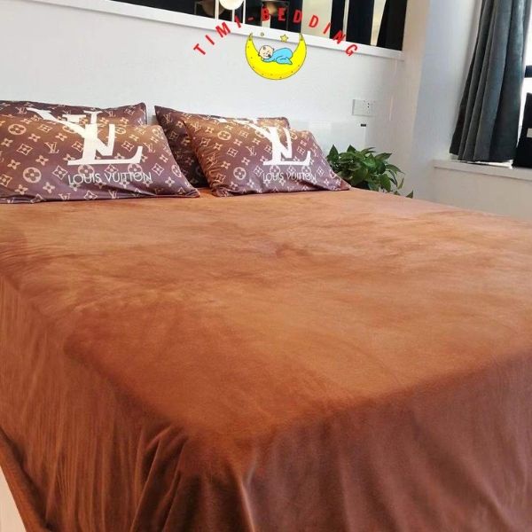 Bộ Chăn ga nỉ nhung họa tiết thương hiệu chính hãng, Chăn ga gối nỉ ấm áp và cách nhiệt - Timibedding
