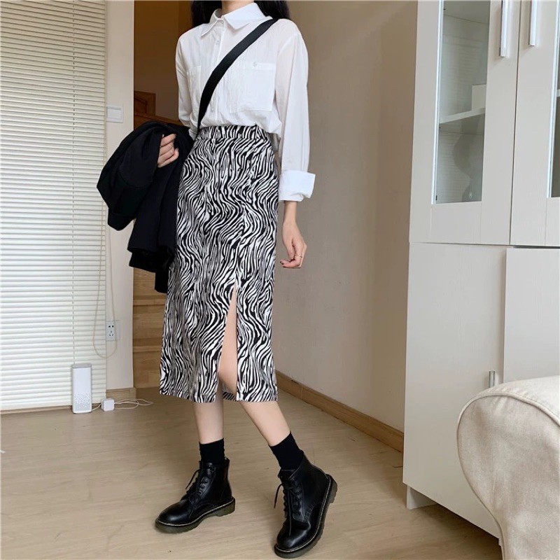 Chân Váy Dài Nữ Hoạ Tiết Ngựa Vằn Cạp Cao Xẻ Tà Ullzang | BigBuy360 - bigbuy360.vn