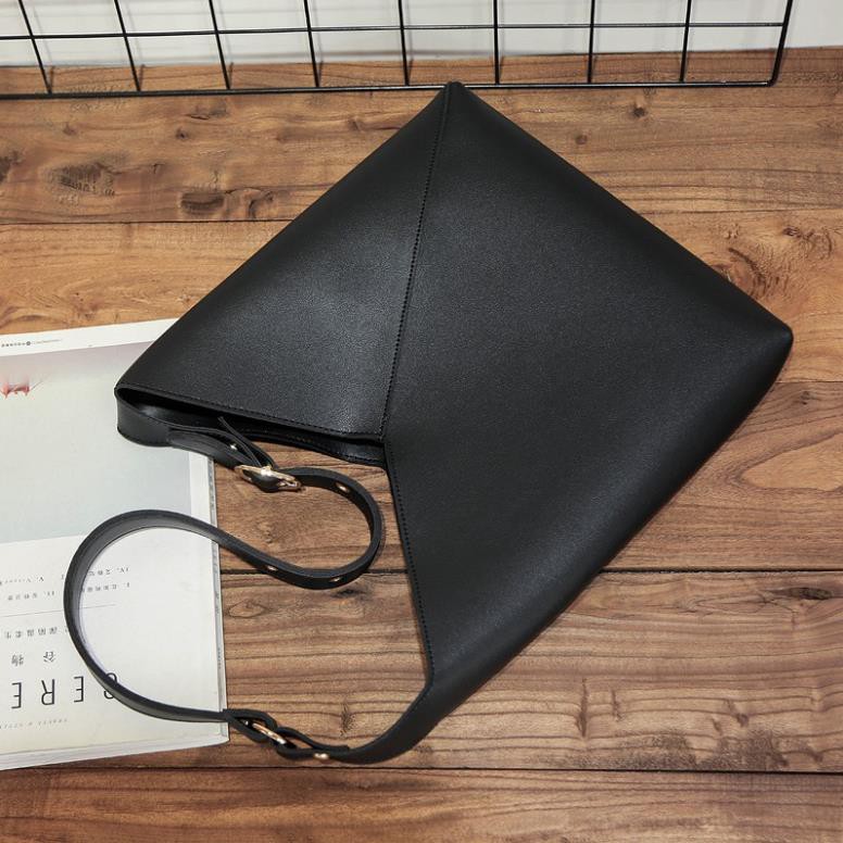 Túi tote da khoét V kiểu dáng lạ mắt - p007