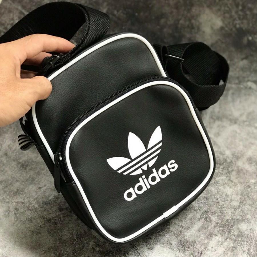 Túi Đeo Chéo Adidas Đen Vintage Mini Bag Classic Black Full Tag Code