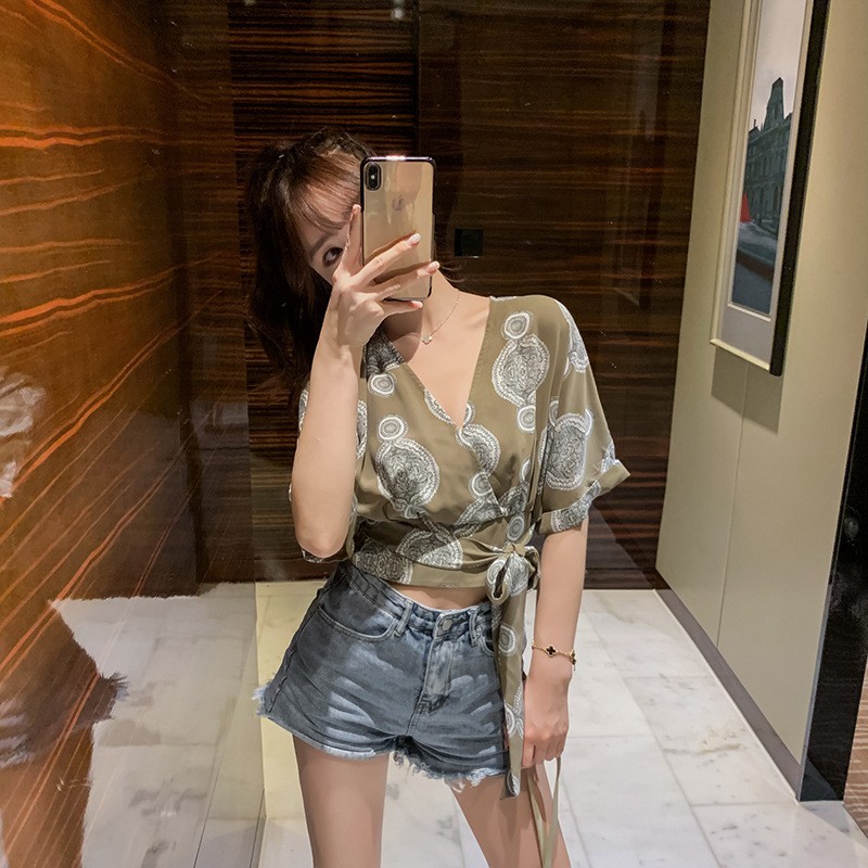 Áo Crop Top Tay Lửng Cổ Chữ V Thắt Nơ Eo Phong Cách Retro 3750h418