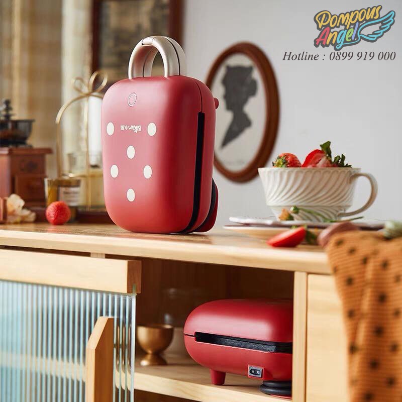 Máy kẹp nướng bánh sandwich BEAR SMZ-B05N1 màu đỏ không tháo rời chấm bi hình bọ rùa , dâu tây