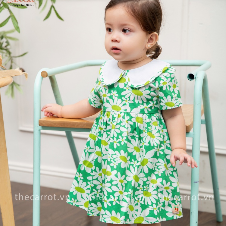 Váy bé gái CARROT có tay, cổ sen dáng babydoll, họa tiết hoa trắng nền xanh, chất Thô cotton thấm hút mồ hôi