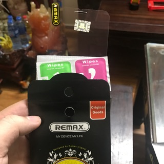 1 miếng cường lực Remax siêu mỏng, dẻo cho iphone