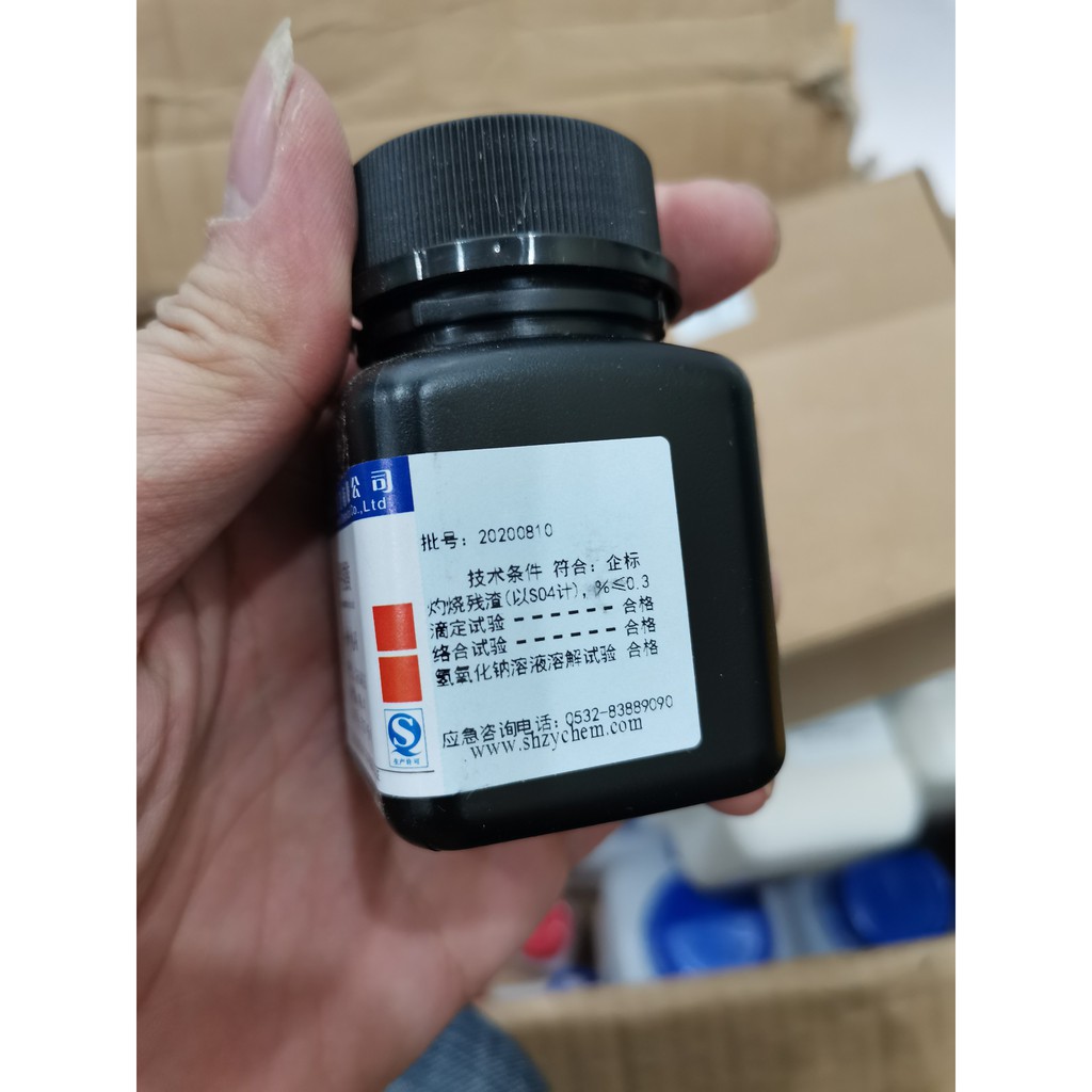 Hóa chất Calconcarboxylic aci.d C21H14N2O7S .3H2O lọ 25g CAS 3737-95-9