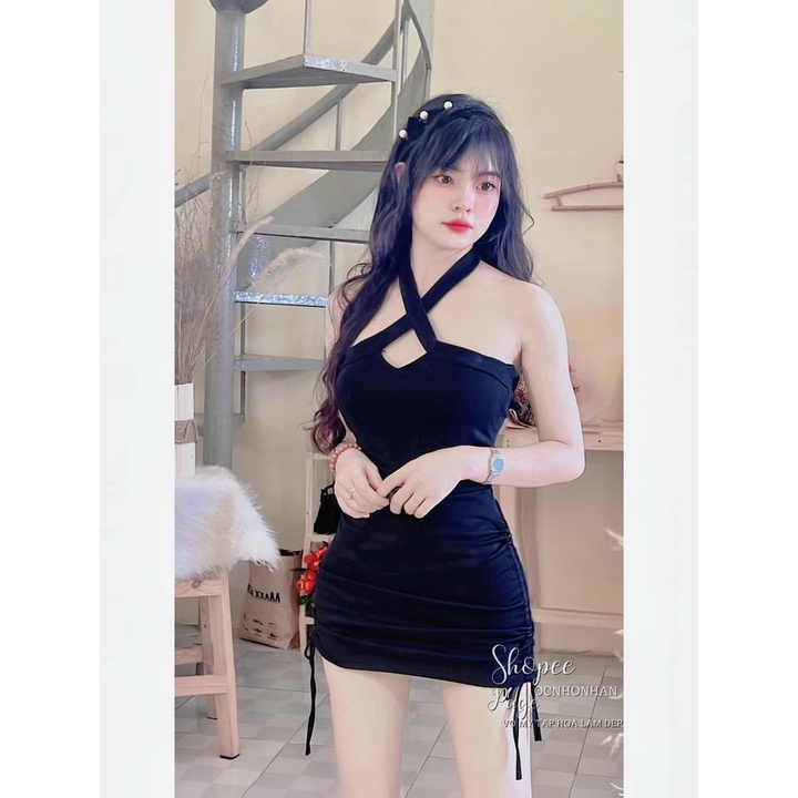 Sét bộ áo kiểu croptop chéo cổ trơn phối chân váy rút dây 2 bên cực xinh , chất thun gân mềm mịn