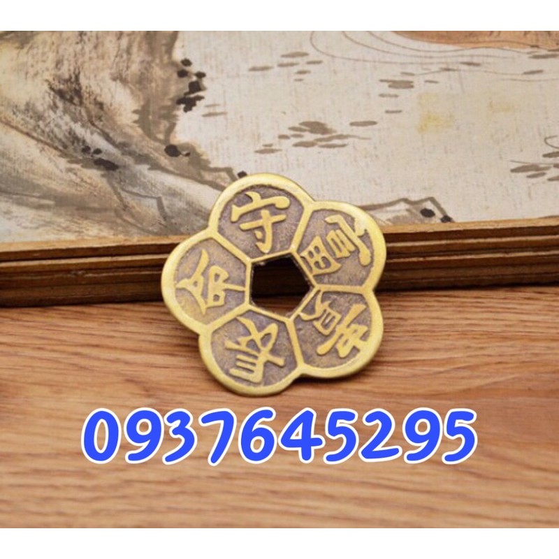 Đồng tiền hoa mai bằng đồng | BigBuy360 - bigbuy360.vn